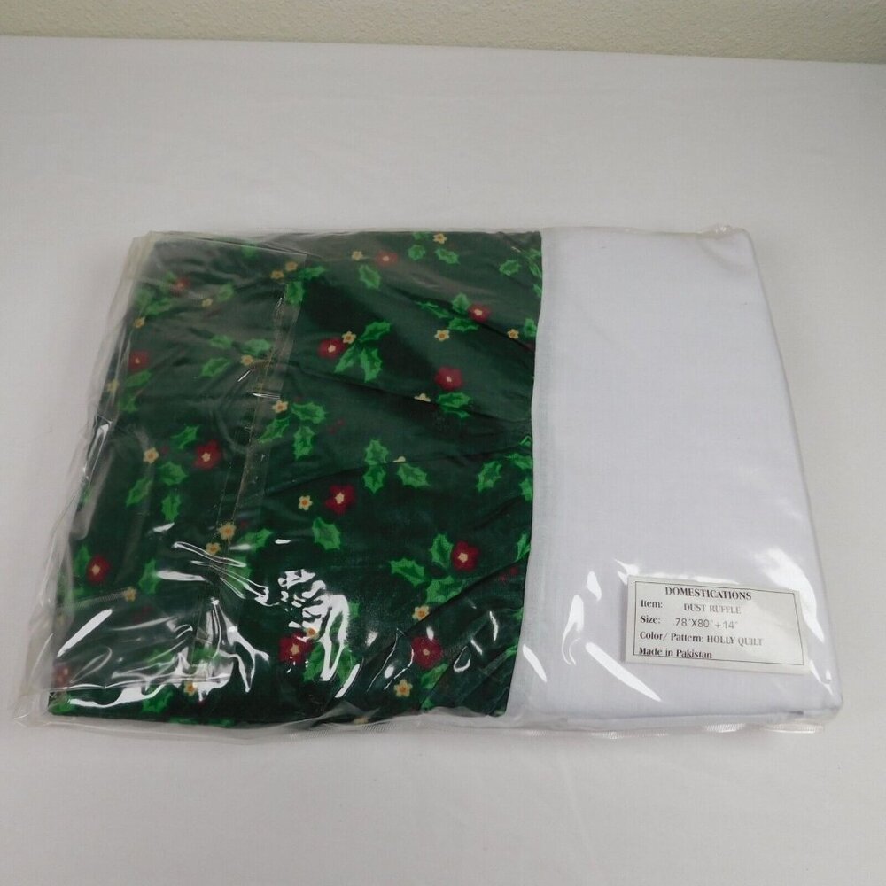 Finishing Touches By Domestications Dust Ruffle Holiday Christmas King Size New